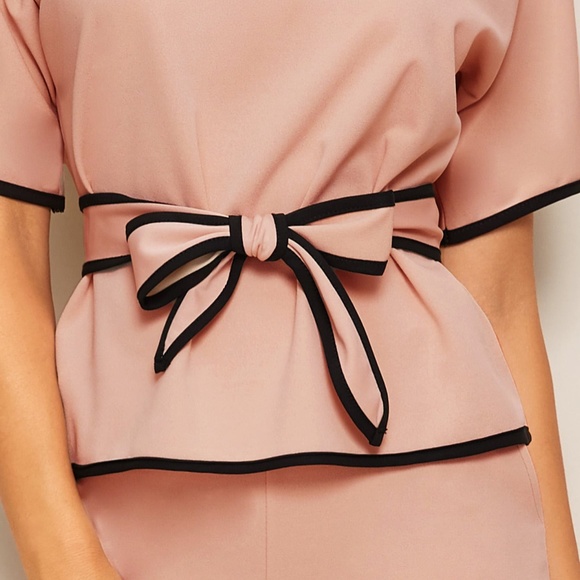 Contrast Trim 2 Piece Belted Pants Suit - Picture 7 of 9